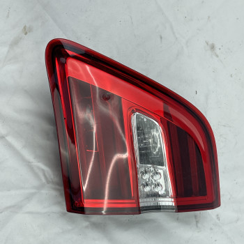 중고 W166 ML 트렁크 R/H