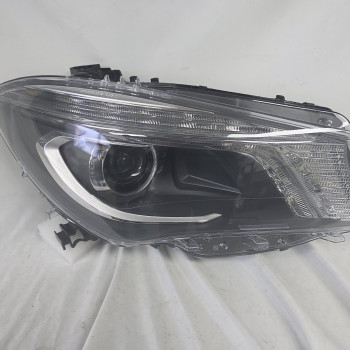 중고 Mercedes-Benz CLA Class C117 Xenon RIGHT