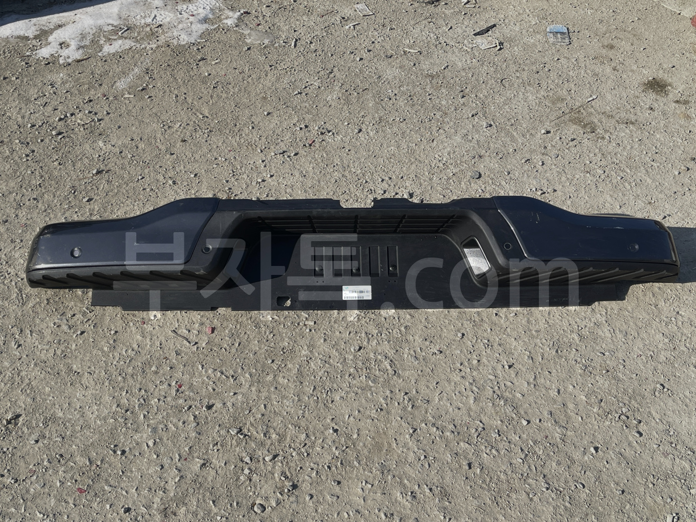 itOoAiaSyMmbEzTlPZOX4i13NB9itA81F2OXyft8cWR5Zr.jpg