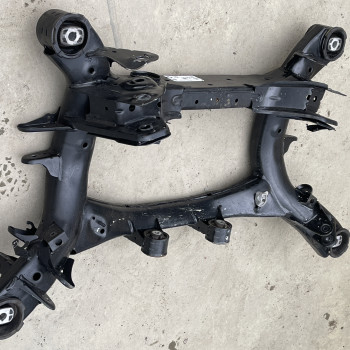 중고 BMW X3 (G01) X4 (G02) 리어멤바 리어 멤바 6874404 (33306874404 )
