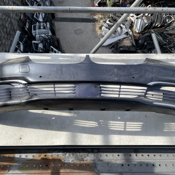 중고 BMW 7시리즈(G11, G12) 전기형 프론트범퍼 Assy 프론트범퍼(앞범퍼) 7402815 (51117402815)
