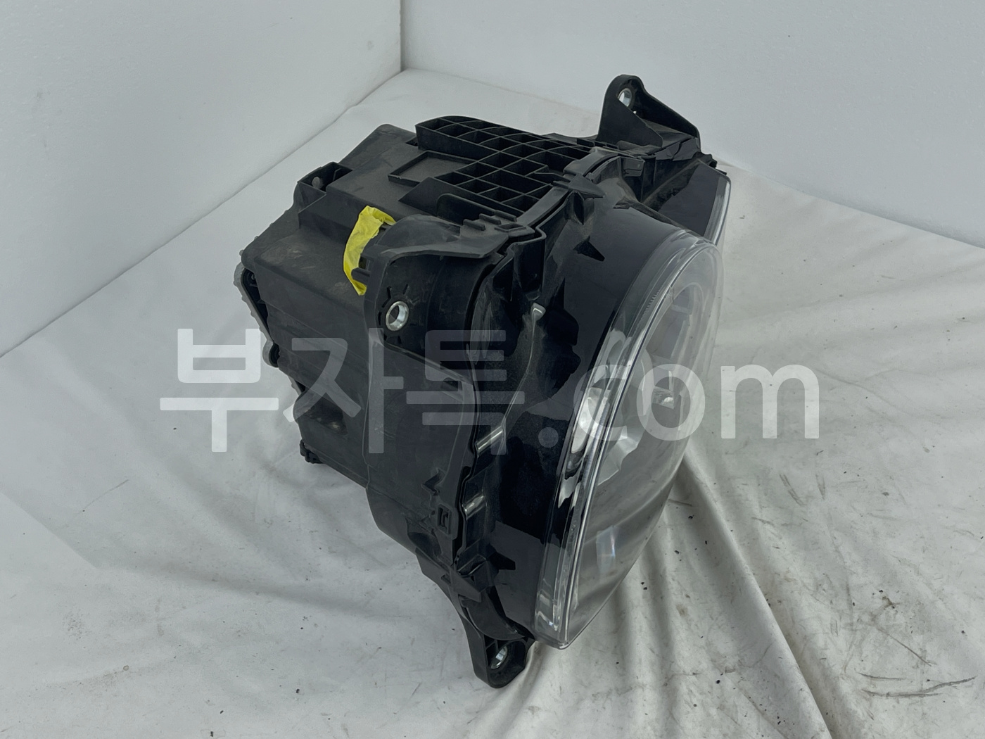 621VL1X4EBEq7UcwQSaru9FFUrN9aaPHctv9pcWR5Zr.jpg