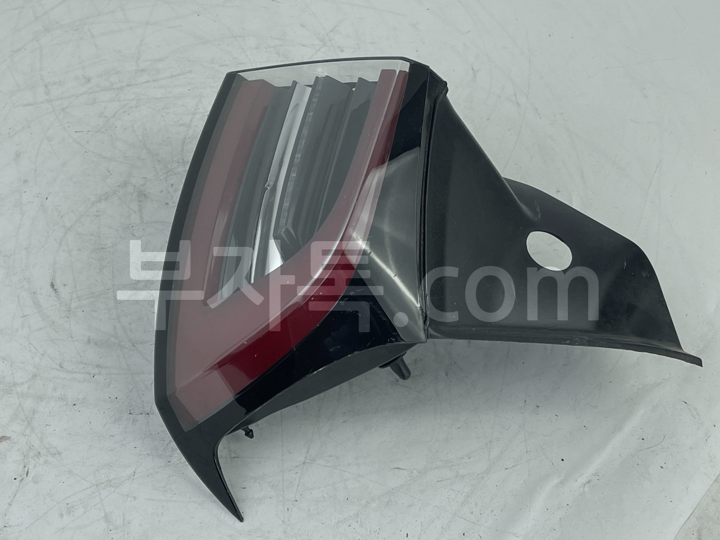 mxjL99uZeXiwRKj56sb6uJbV2QiaxQIH2bPe14w3cWR5Zr.jpg