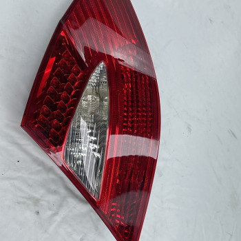 중고 벤츠 CLS-클래스 W219 (2004~2011) 컴비네이션램프(후미등) A219 820 02 64,427122R,427182R,427102R,427 002