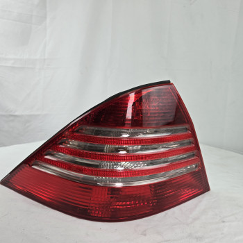 중고 벤츠 S-클래스 W140/W220 (1993~2006) 컴비네이션램프(후미등) A220 820 07 64,255621L,255501 MOPF,2003 to 2005