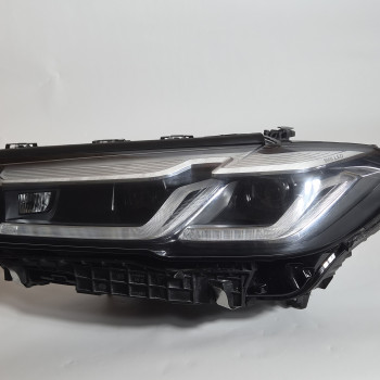 중고 BMW 5시리즈 (G30/G31 바디, LCI 후기형) 헤드램프(전조등) 5A388C7-04