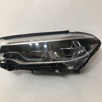 중고 BMW 5시리즈 G30/G31 (2017~2020) 헤드램프(전조등) 8499121-04